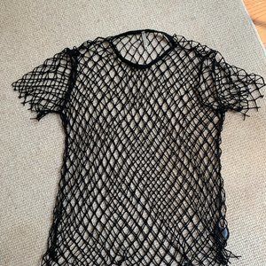 Emma & Sam Mesh t-shirt in Black
